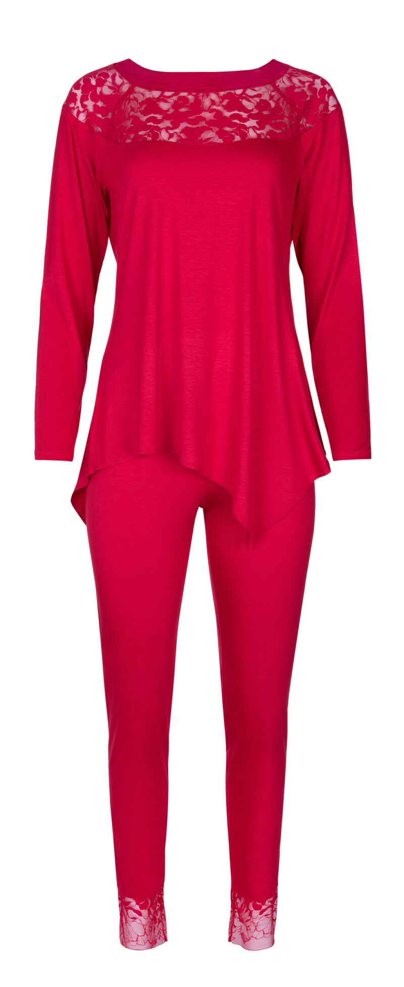 Lingerie By M - Lisca Selection FLAMENCO Pyjama Red Flame - Voel de passie van de nacht met de Lisca FLAMENCO Pyjama. Deze verleidelijke pyjama combineert luxe en comfort voor een onvergetelijke slaapervaring. De FLAMENCO Serie van Lisca belichaamt elegantie en passie met zijn fijne ontwerp en zachte materialen. Begeef je op een reis van stijl en sensualiteit met de FLAMENCO Pyjama. Om deze verbluffende nachtmode te ontdekken en te bestellen
