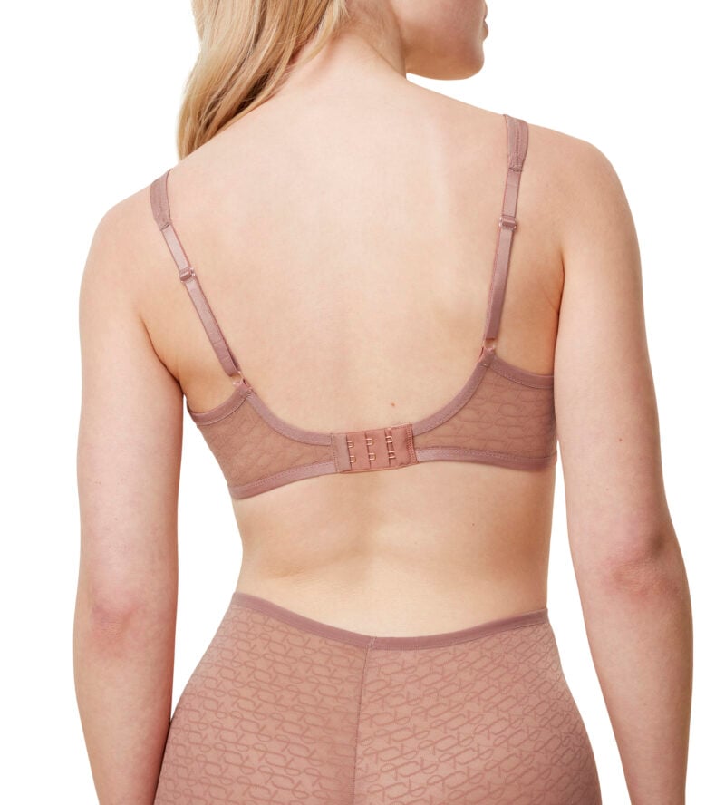 triumph-signature-sheer-w01-ex-toasted-almond-bp_9od_9gt_s07e5b