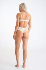 Lisca Opal Brazilian String Cream